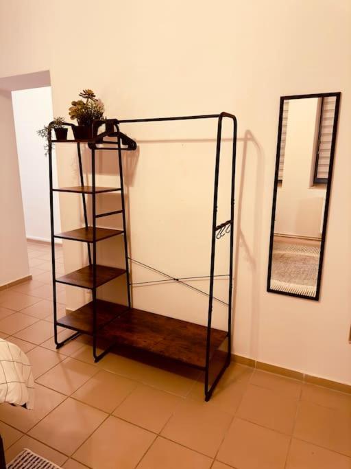 Loft With Gym - Kitchen / Wifi / Free Parking