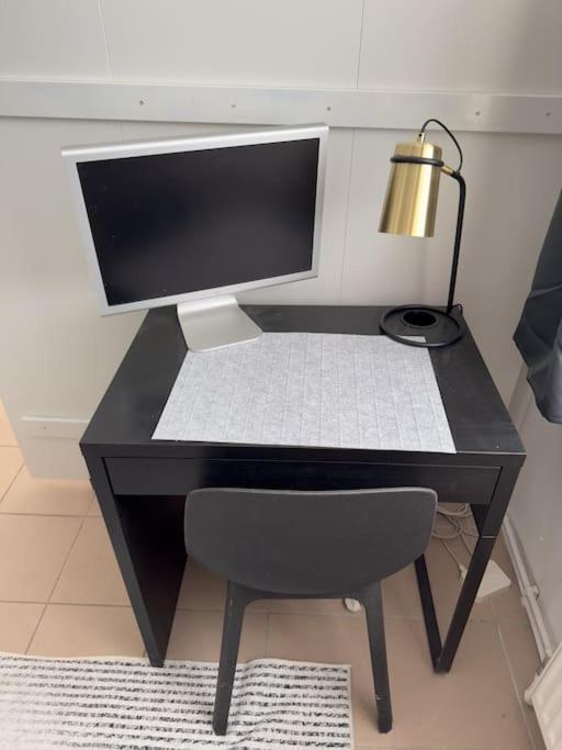Appartamento Loft With Gym - Kitchen / Wifi / Free Parking Berlino